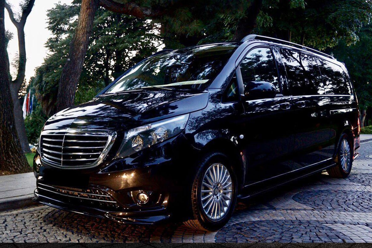 Özel Günleriniz İçin VIP Araç Kiralama Neden Önemlidir?